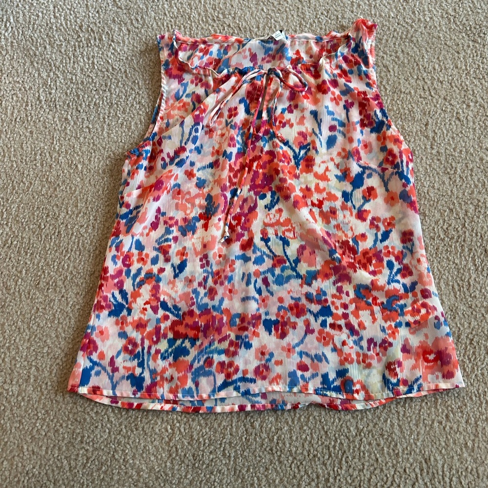 Large Banana Republic Sleeveless Blouse
